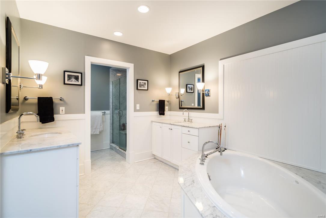 Plaza in Clayton - Residential