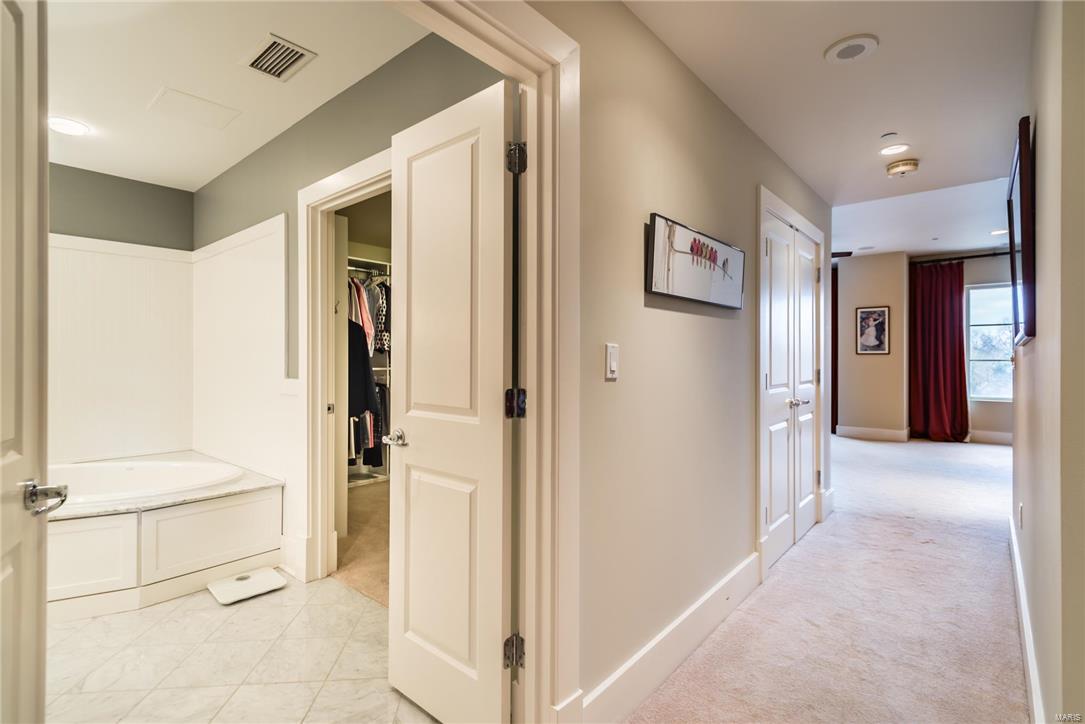 Plaza in Clayton - Residential