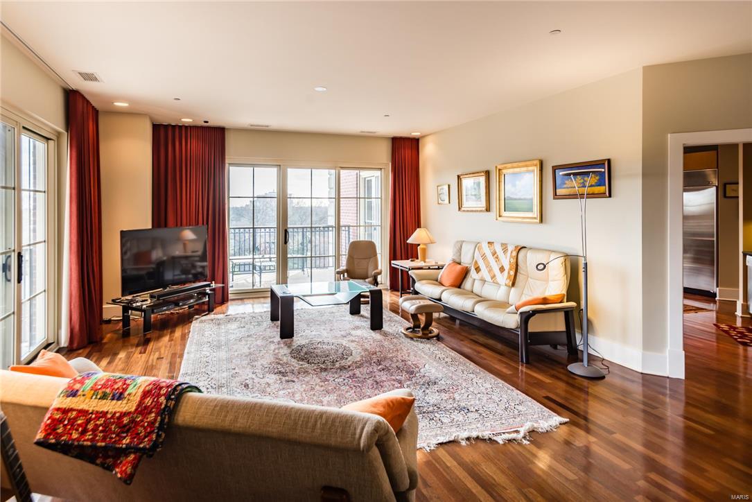 Plaza in Clayton - Residential