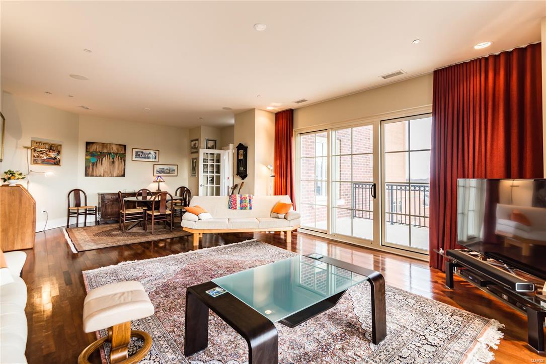 Plaza in Clayton - Residential