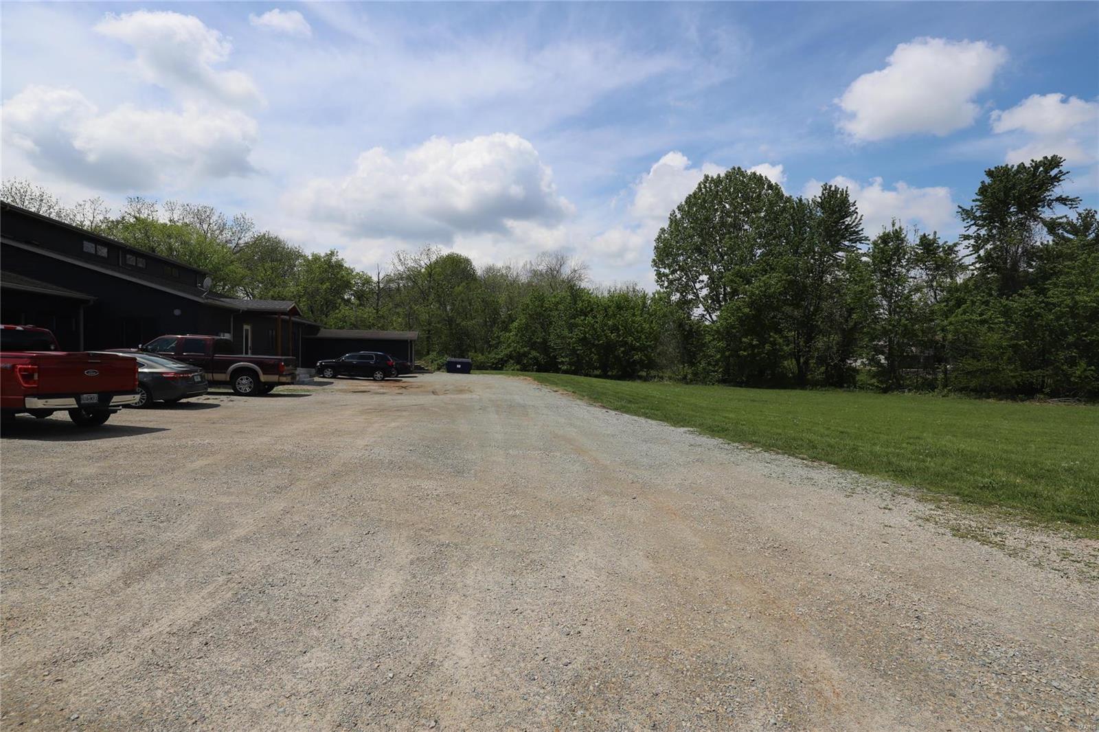 n/a - Commercial Sale