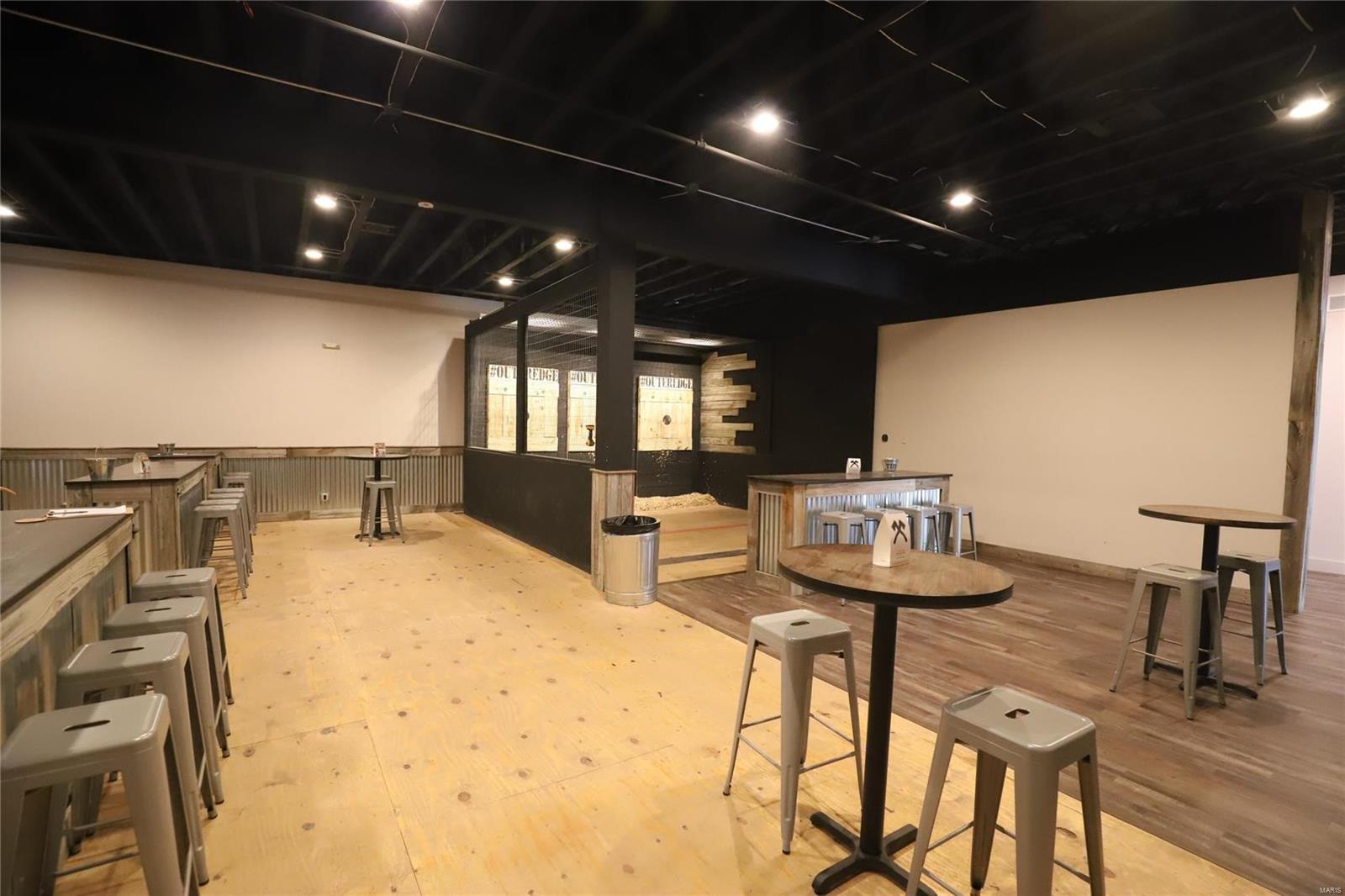 n/a - Commercial Sale