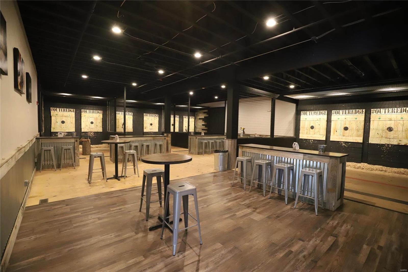 n/a - Commercial Sale