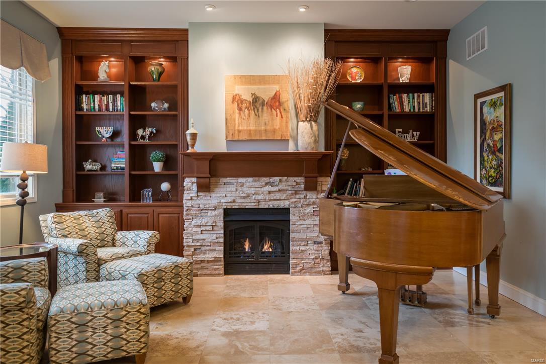 Ladue Meadows 2 - Residential