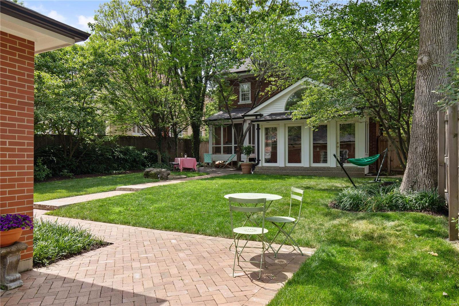 Hillcrest - Residential