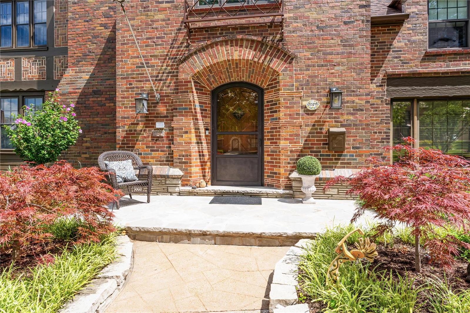 Davis Place - Residential