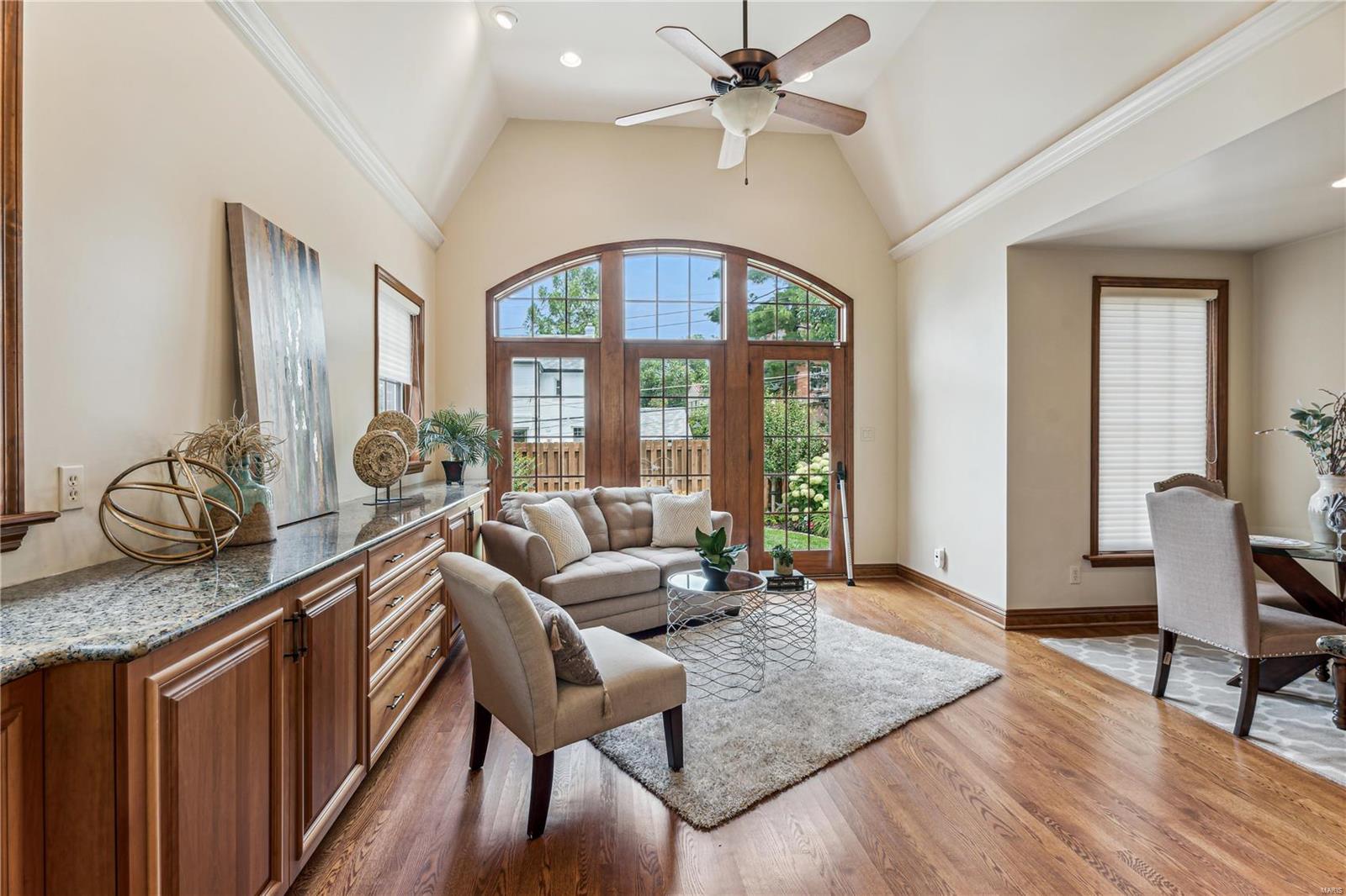 Davis Place - Residential