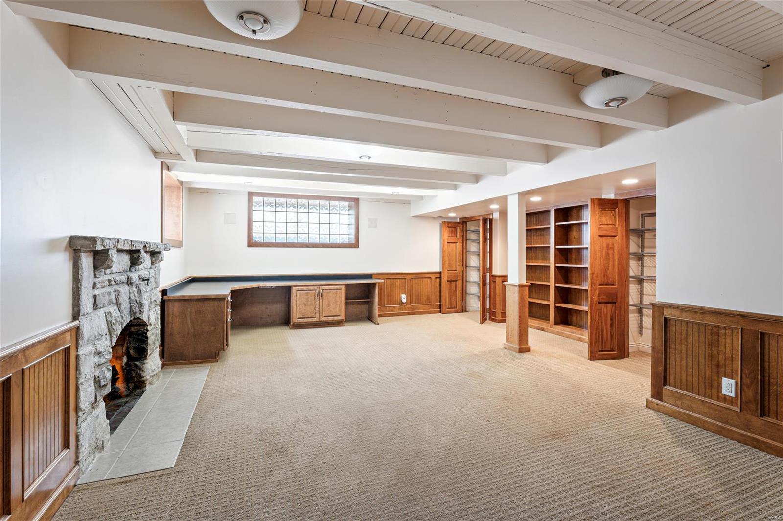 Davis Place - Residential