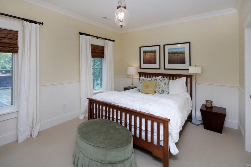 Mcdonald Tr Pt 2 Lts 31 & 32 & Sarpy - Residential