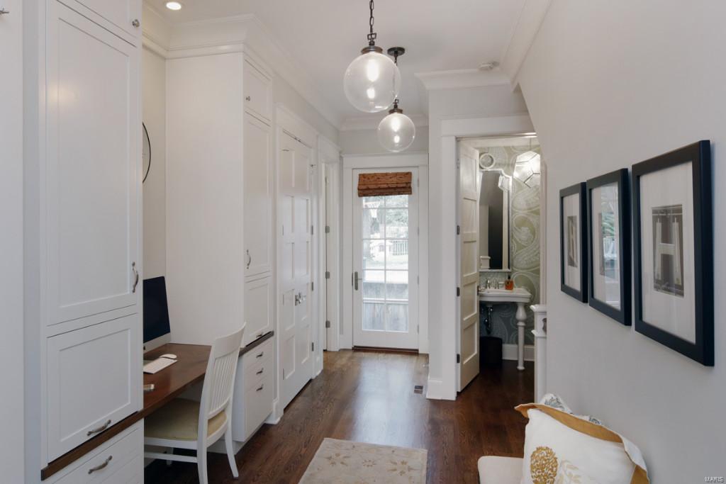 Mcdonald Tr Pt 2 Lts 31 & 32 & Sarpy - Residential