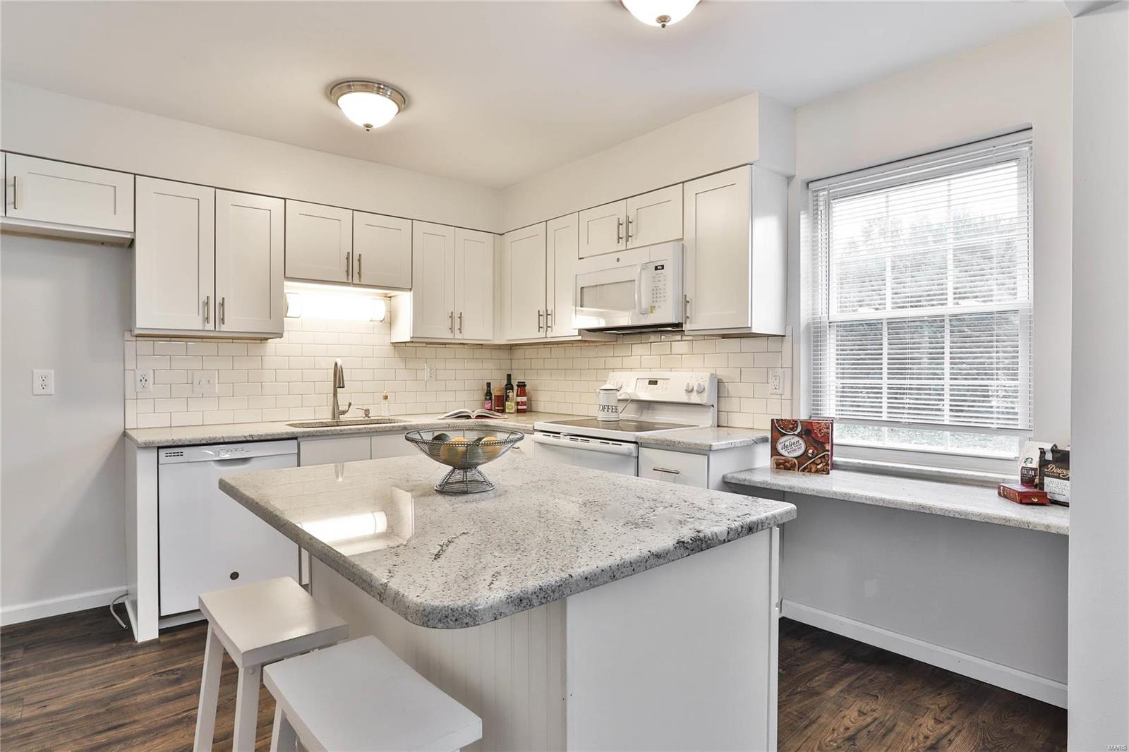 Kirkshire Condo The - Residential