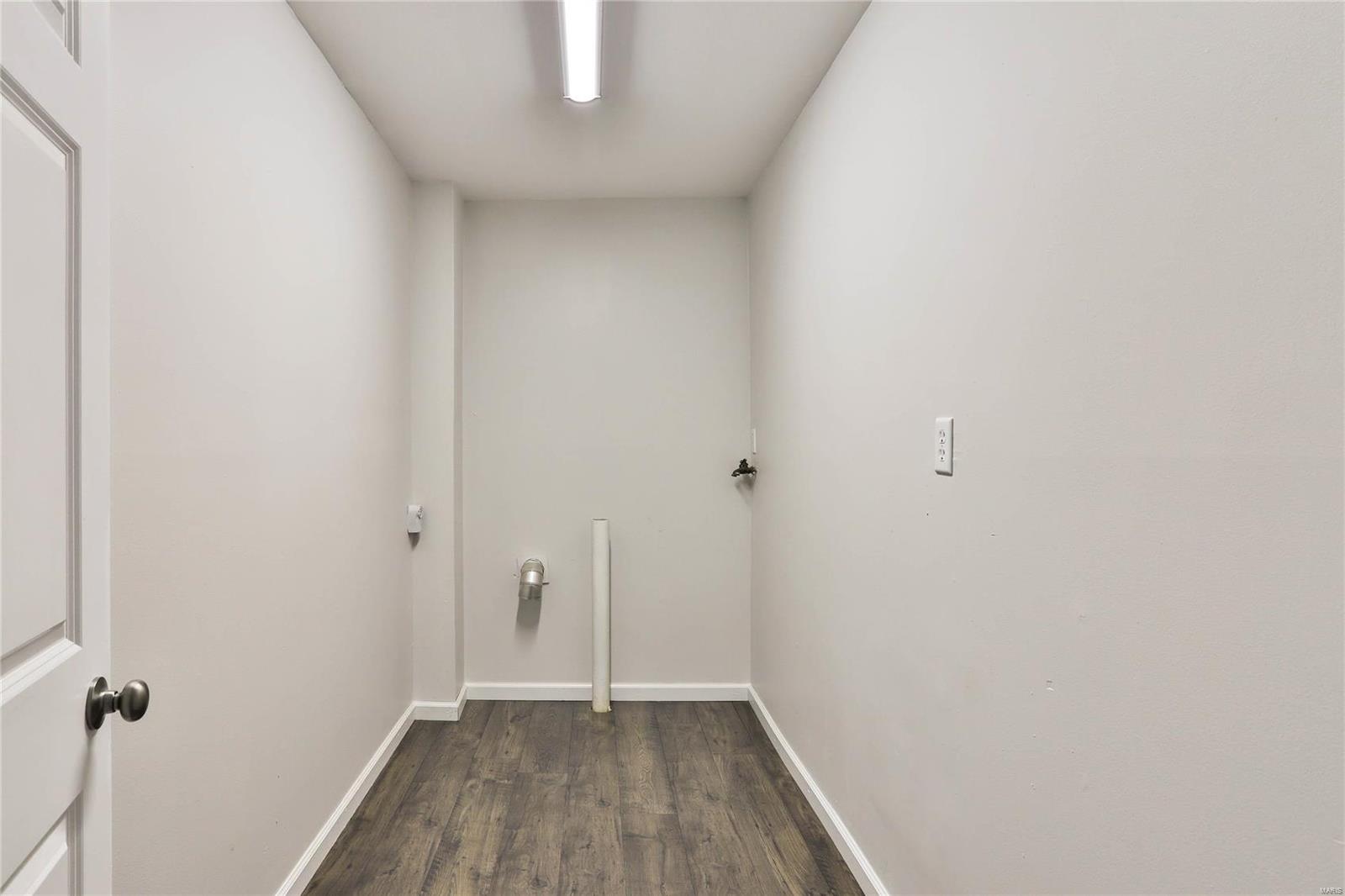 Kirkshire Condo The - Residential