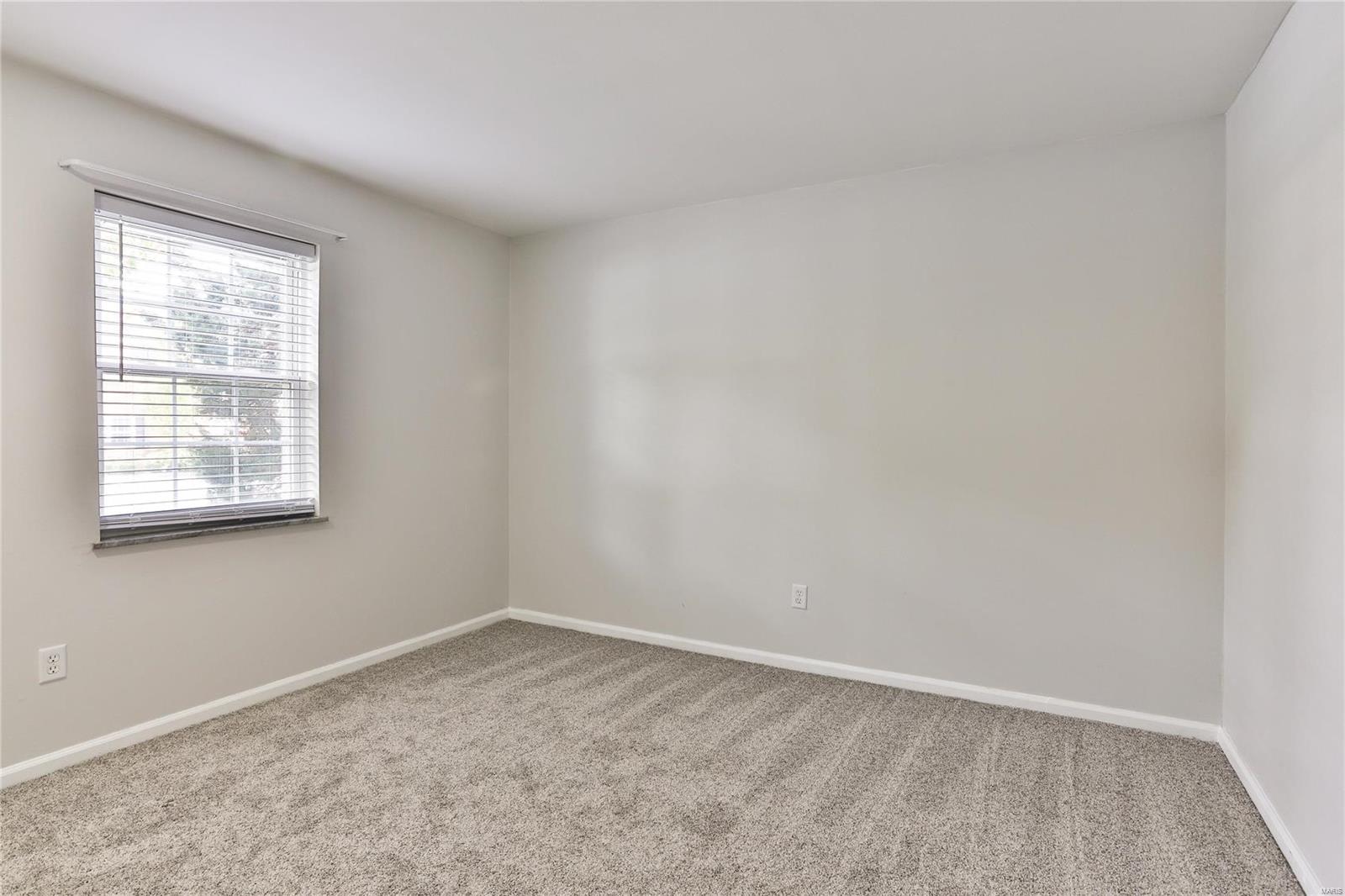 Kirkshire Condo The - Residential