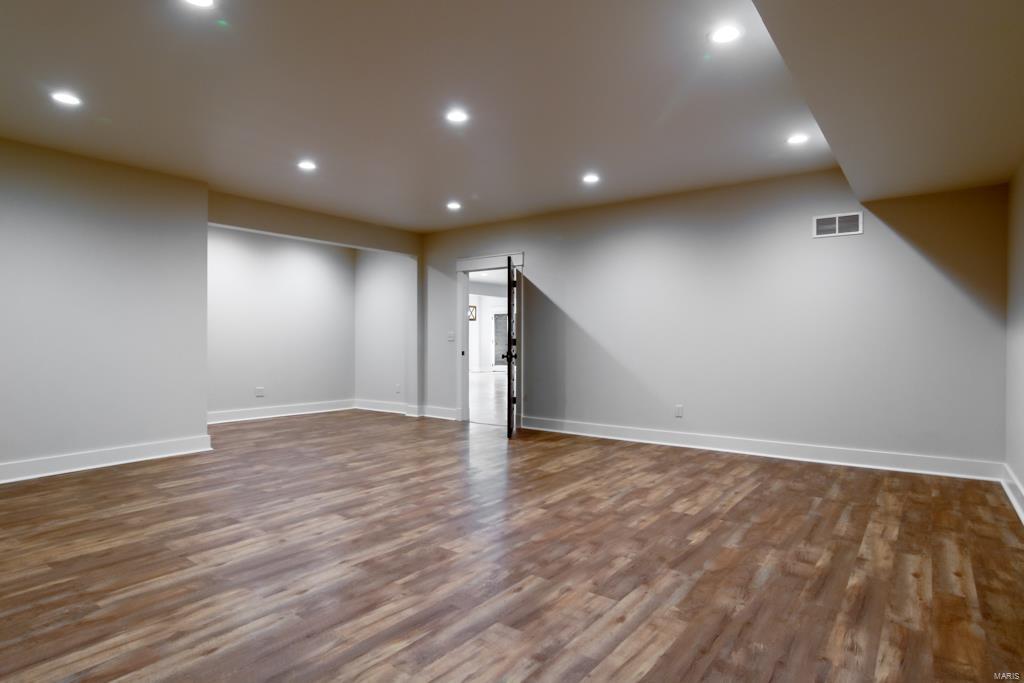 667 & 669 Babler Park Drive Lt - Residential