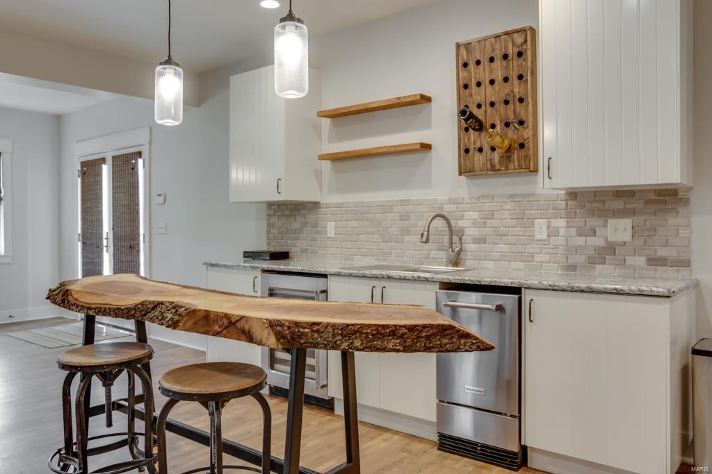 667 & 669 Babler Park Drive Lt - Residential