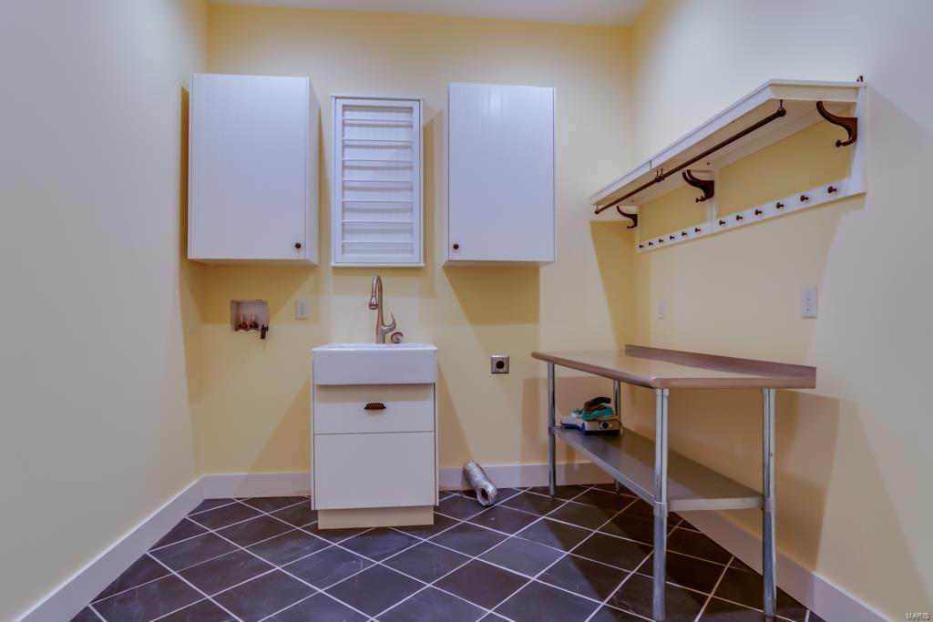 667 & 669 Babler Park Drive Lt - Residential