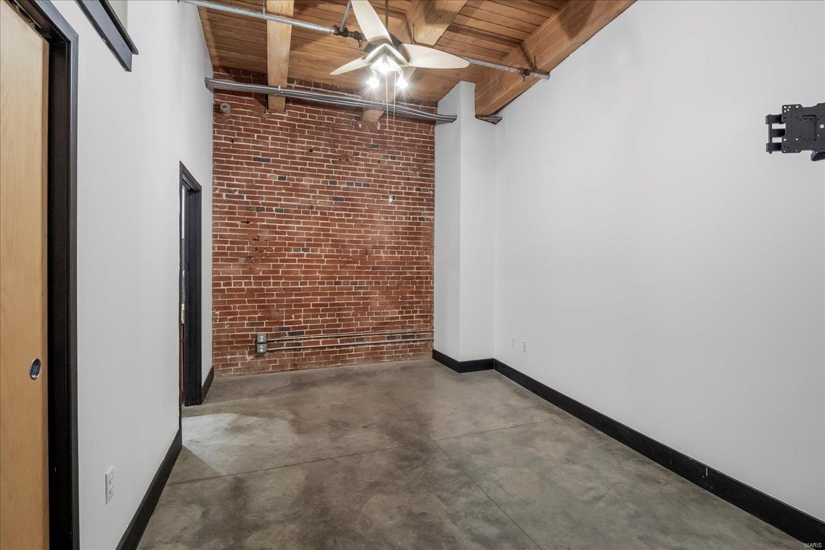 St Louis, Missouri 63101, United States, 2 Bedrooms Bedrooms, ,1 BathroomBathrooms,Residential,Active,109686