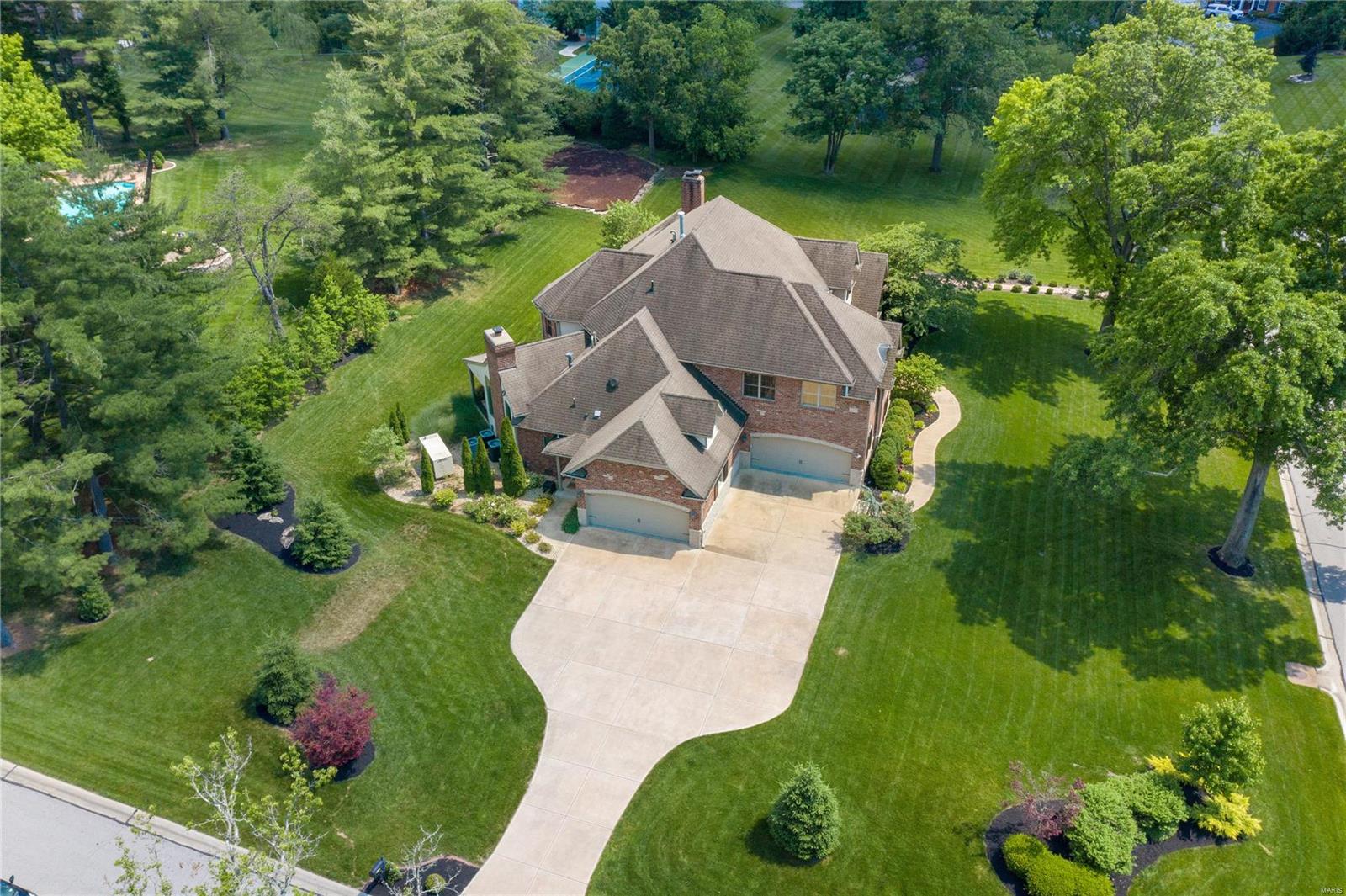 Williamsburg Estates - Residential