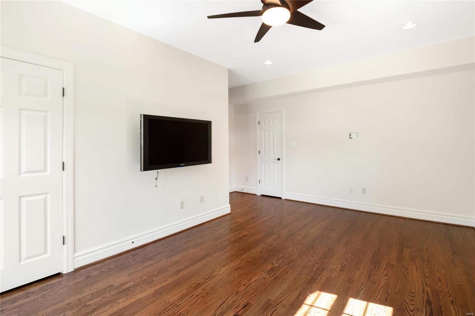 Williamsburg Estates - Residential