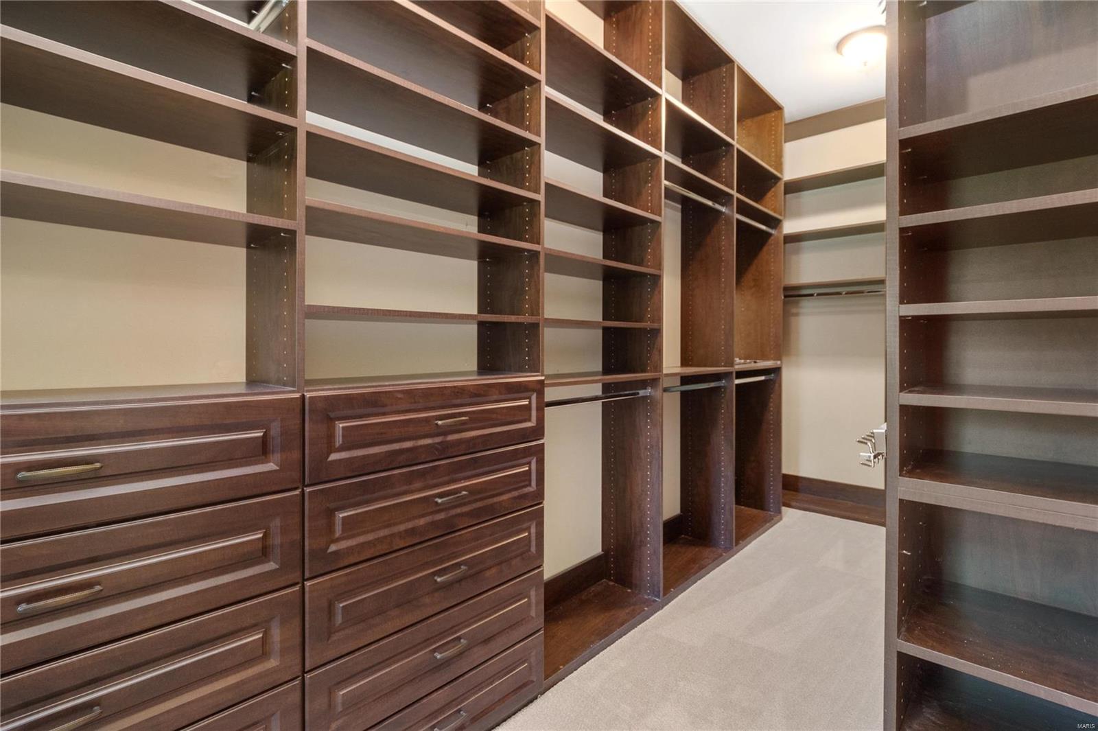 Williamsburg Estates - Residential