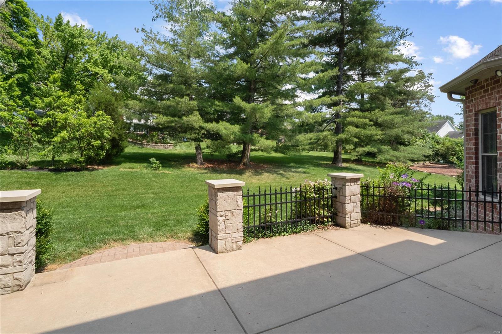 Williamsburg Estates - Residential