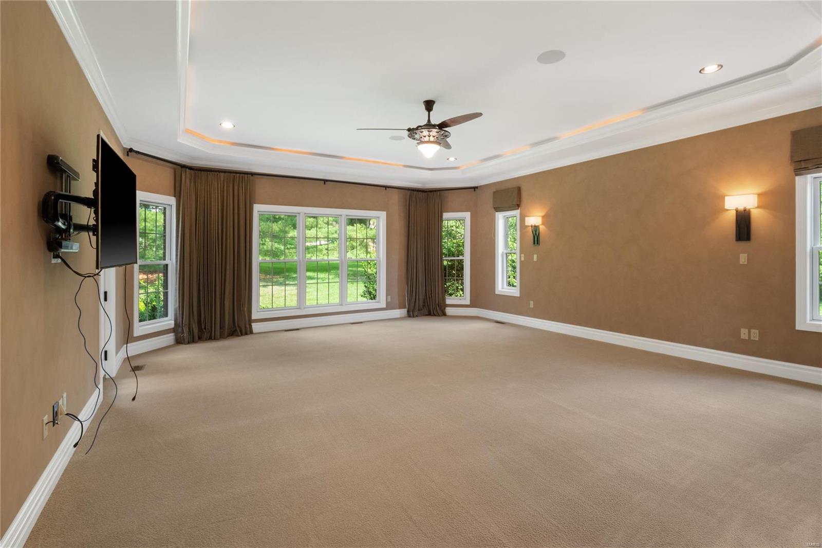 Williamsburg Estates - Residential