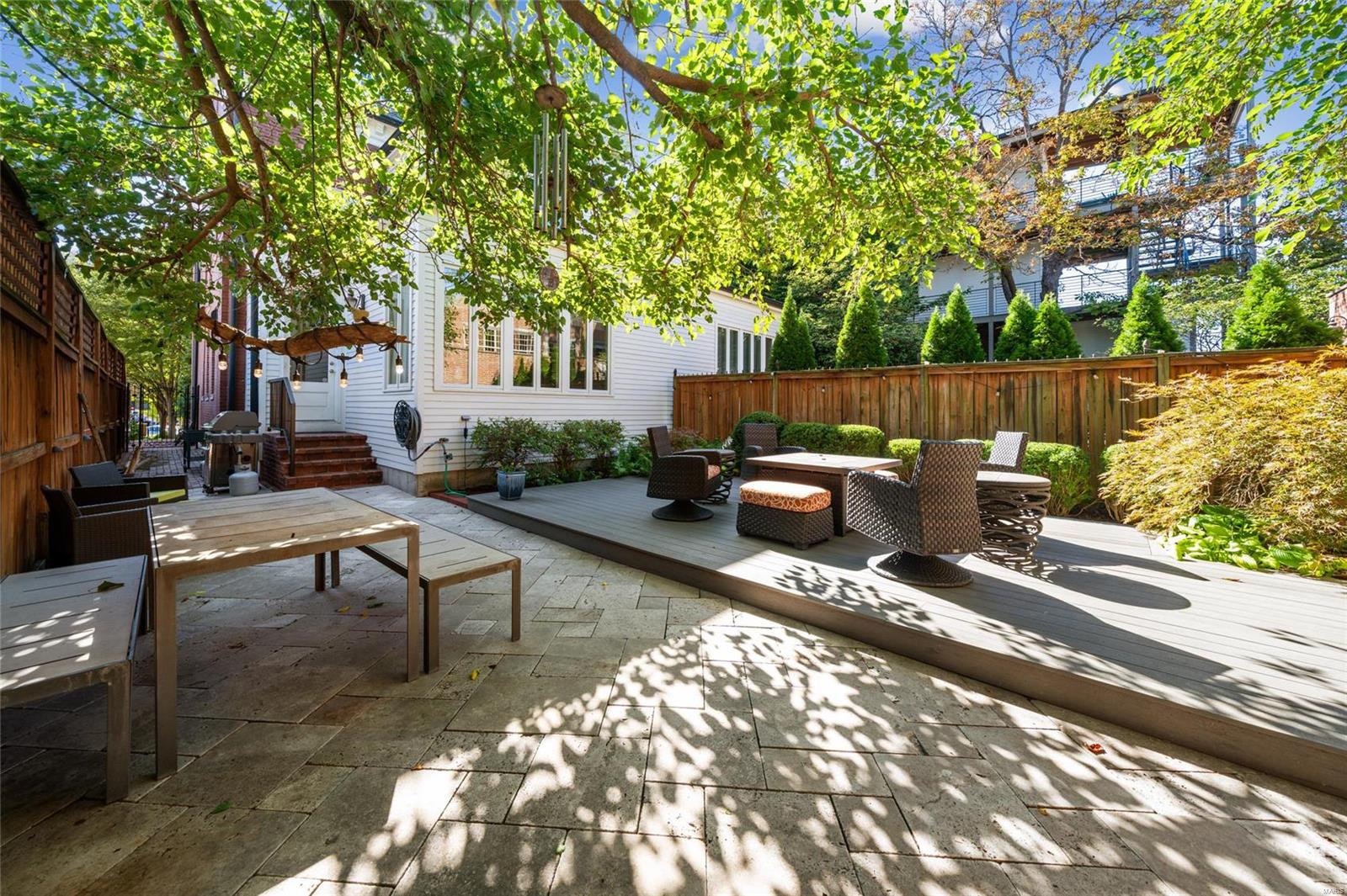 Maryland Plaza Condo - Residential