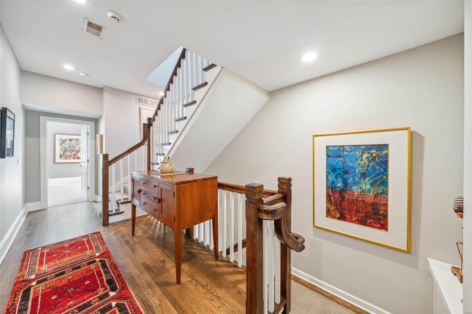 Maryland Plaza Condo - Residential