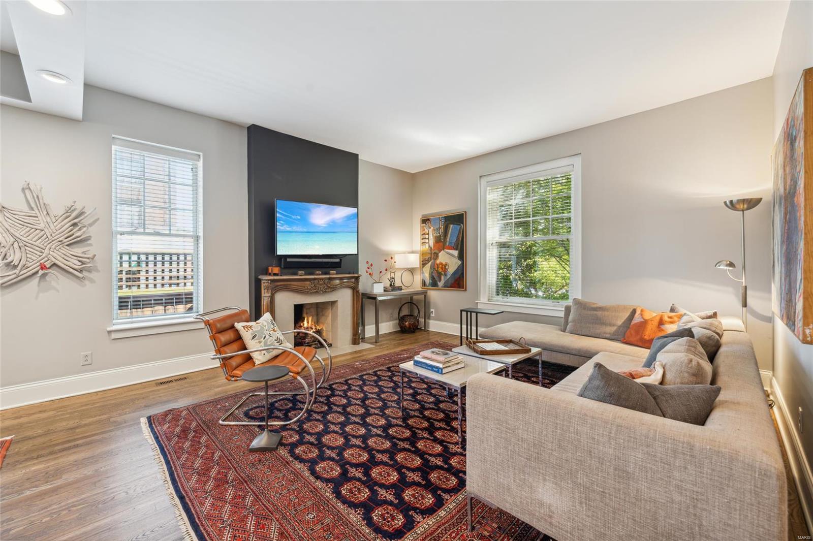 Maryland Plaza Condo - Residential