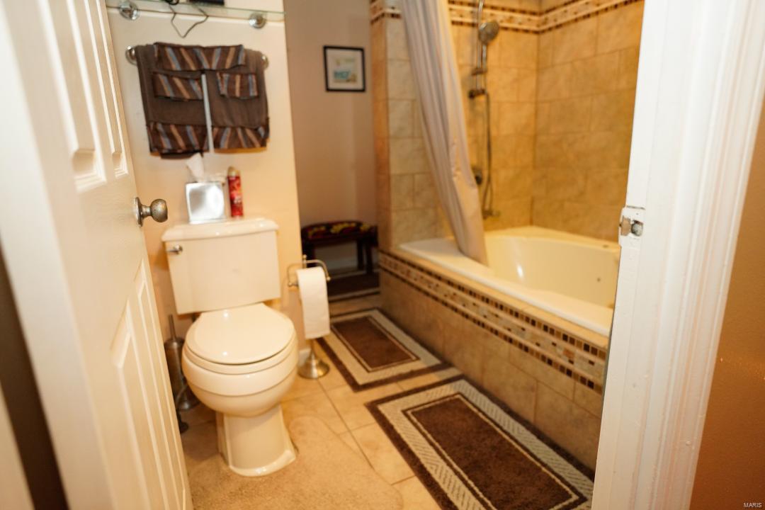 Granada Condo - Residential