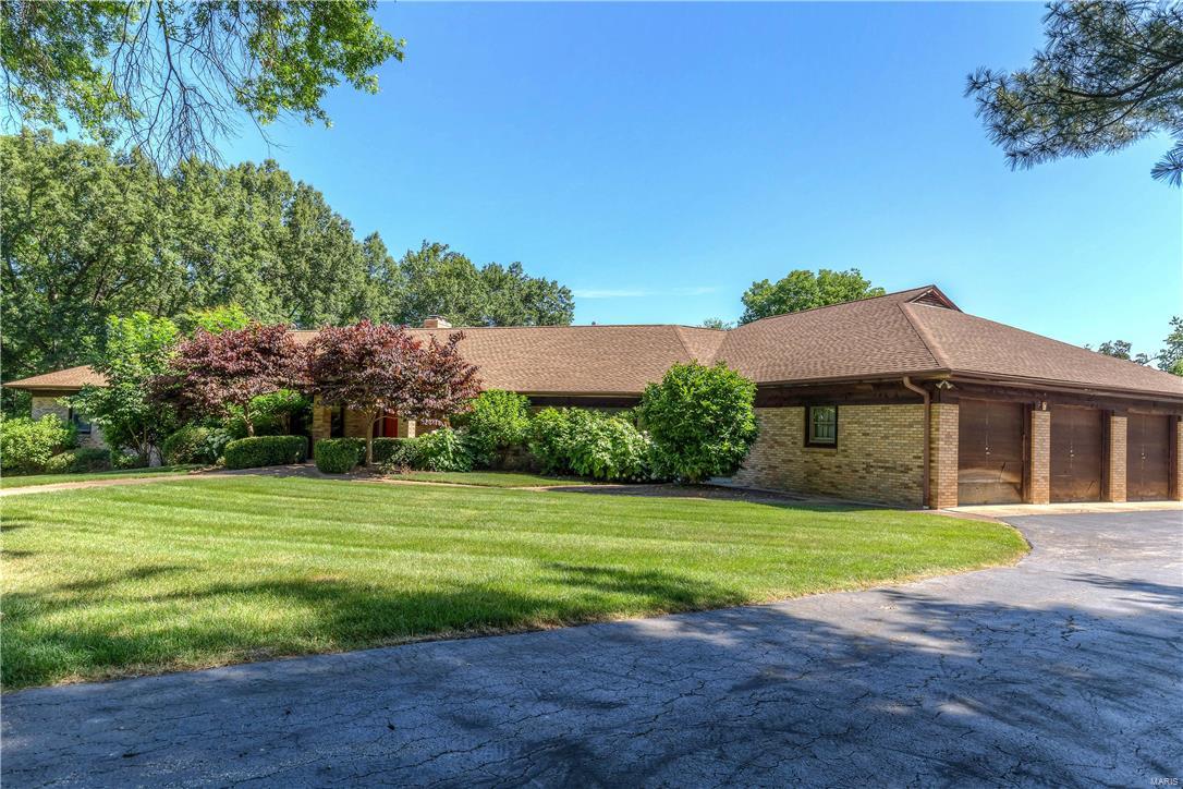 Bellerive Country Club Grounds - Residential