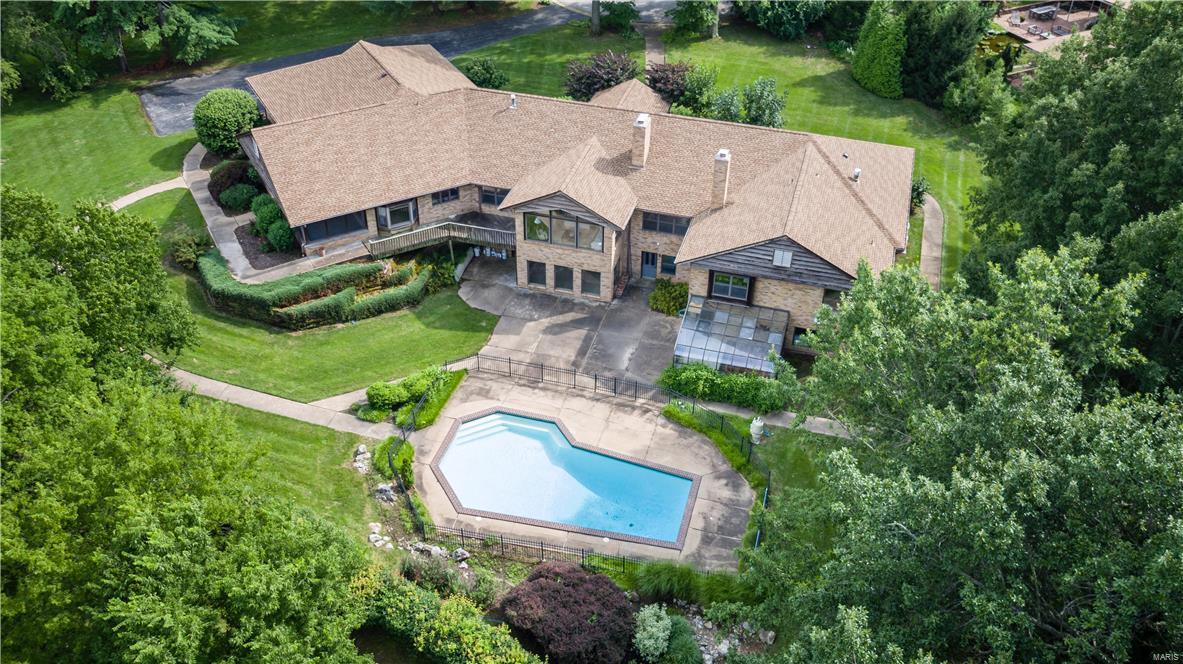 Bellerive Country Club Grounds - Residential