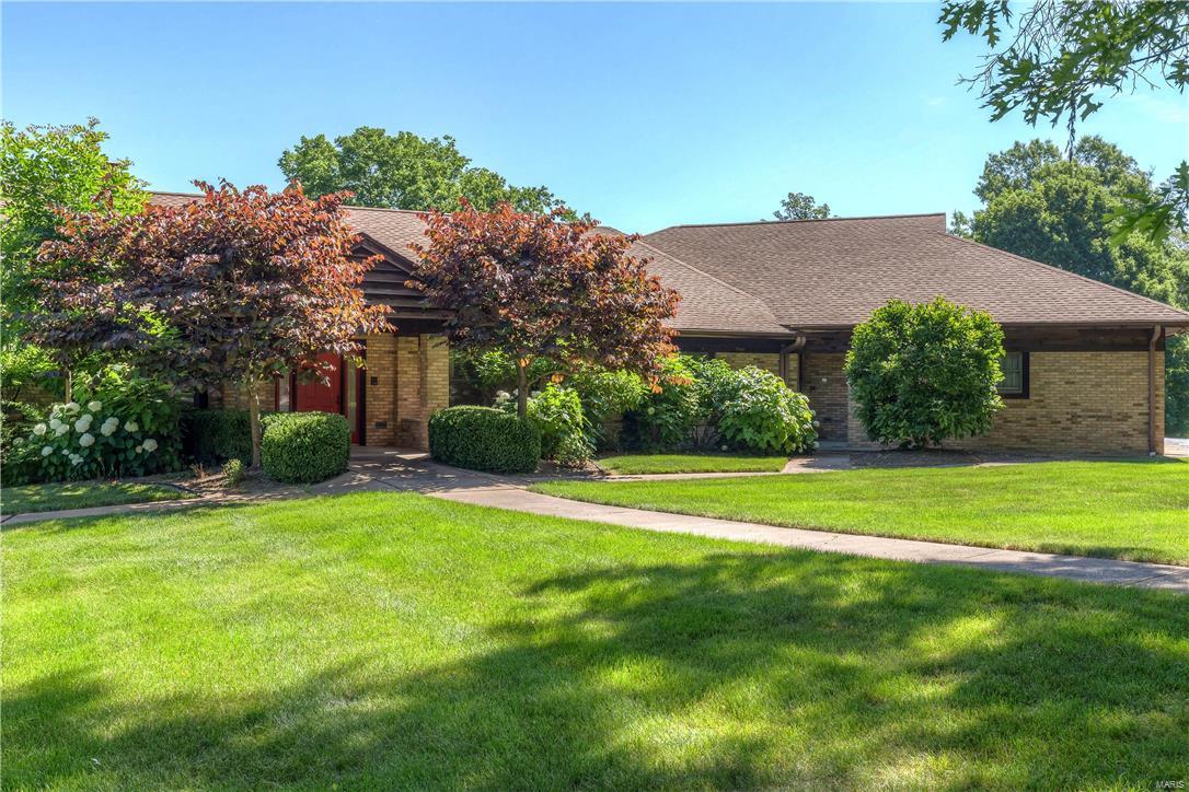 Bellerive Country Club Grounds - Residential