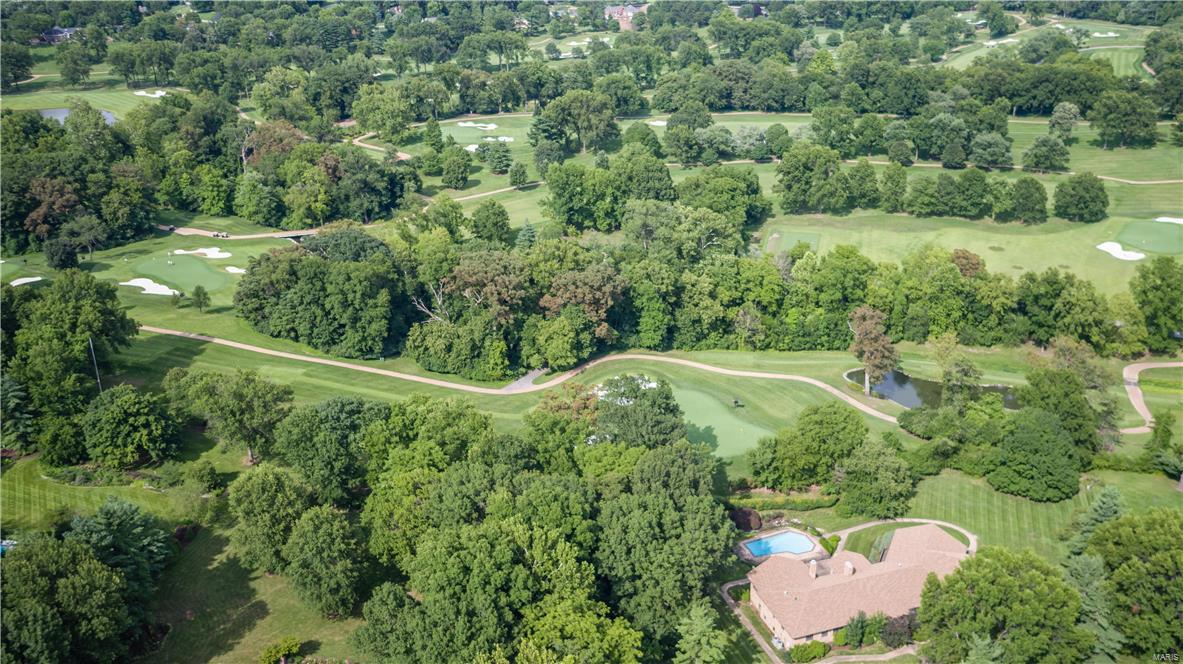 Bellerive Country Club Grounds - Residential