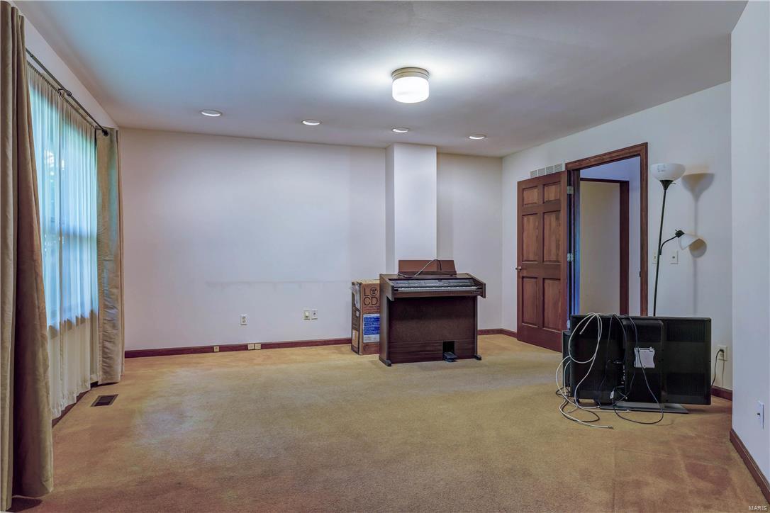 Bellerive Country Club Grounds - Residential