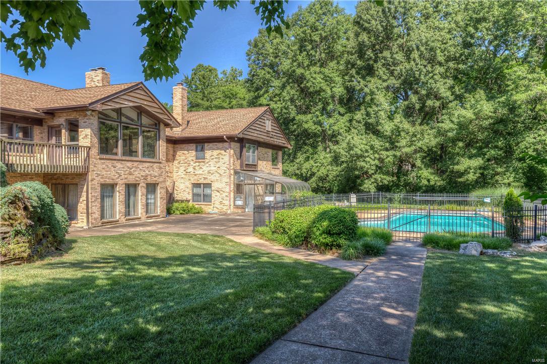 Bellerive Country Club Grounds - Residential