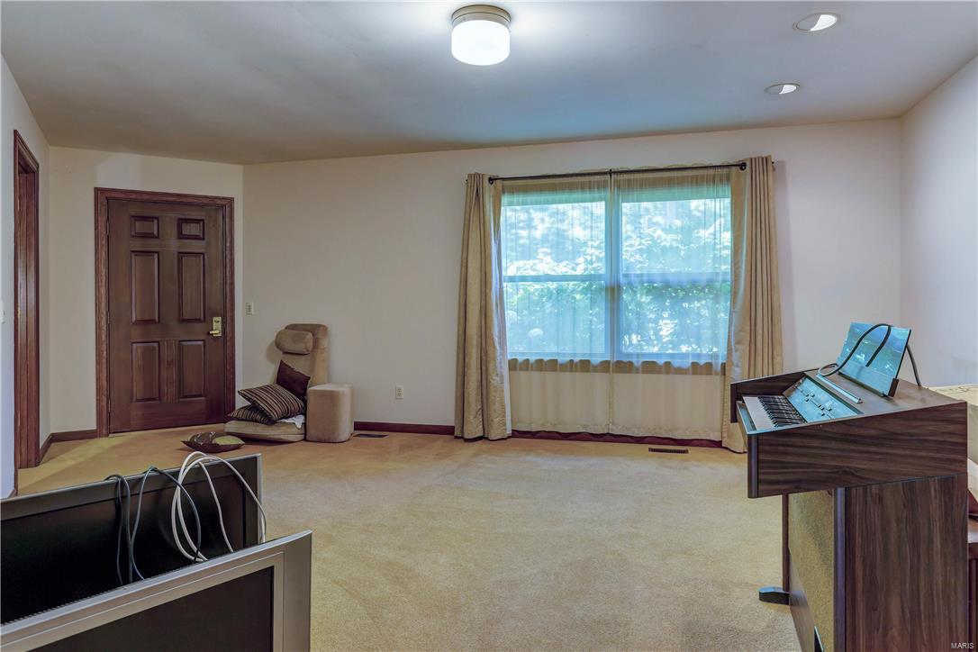 Bellerive Country Club Grounds - Residential