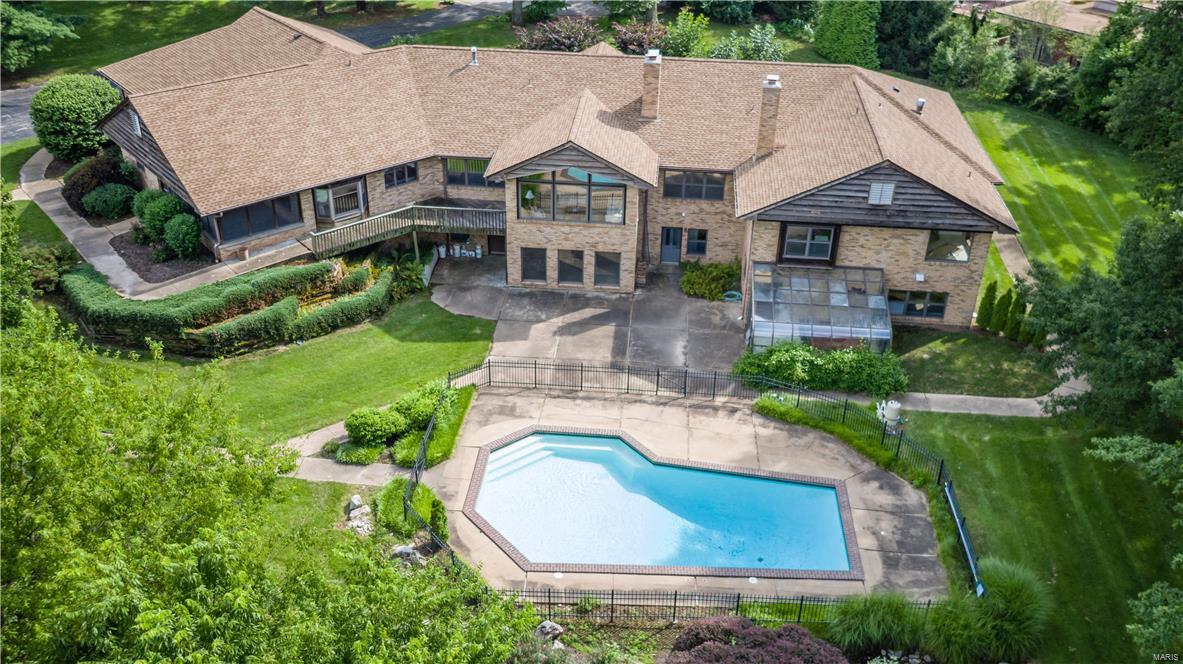 Bellerive Country Club Grounds - Residential