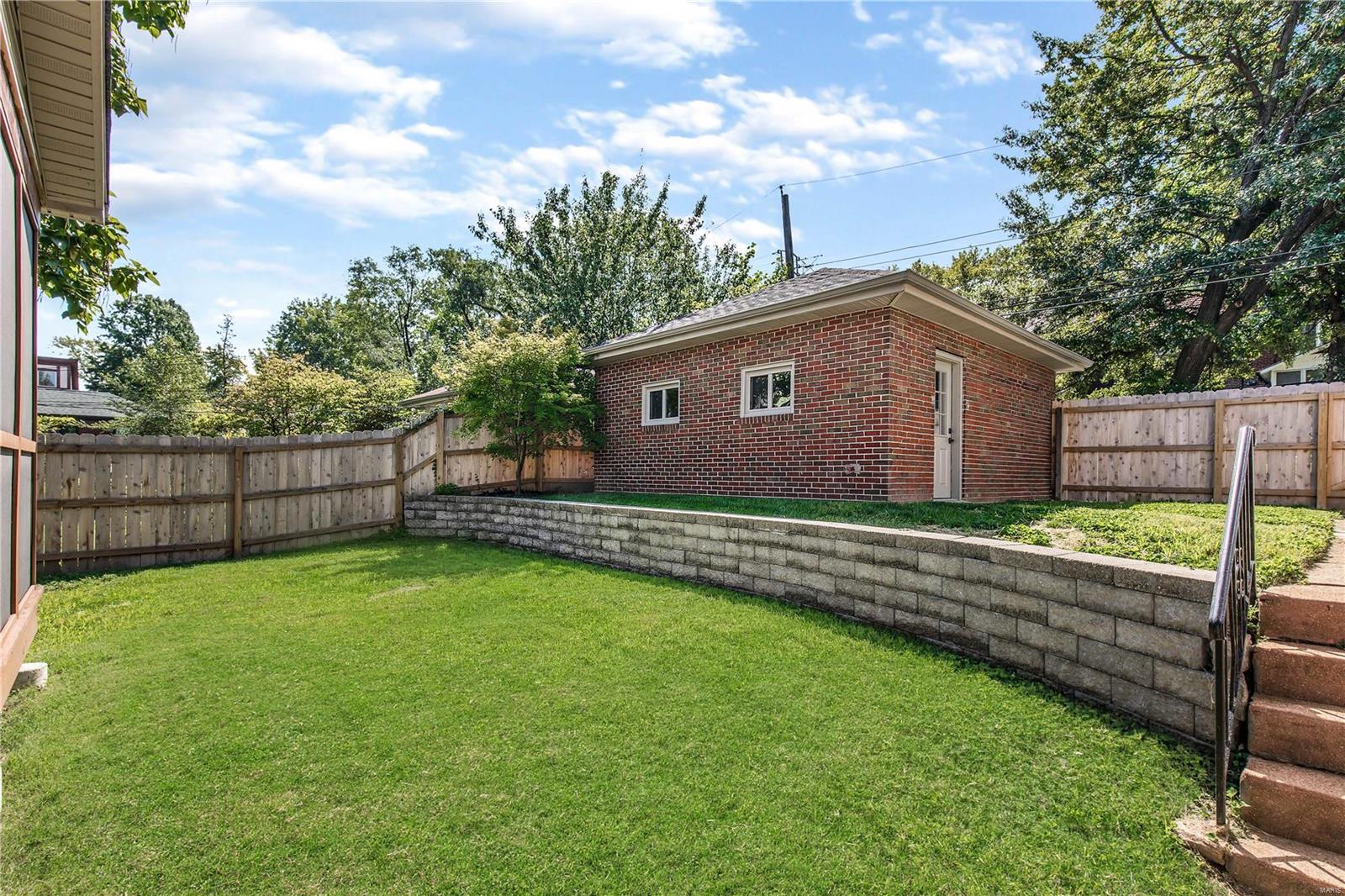 Hi-Pointe Blk B Lts 21 Thru 23 & Blk C - Residential