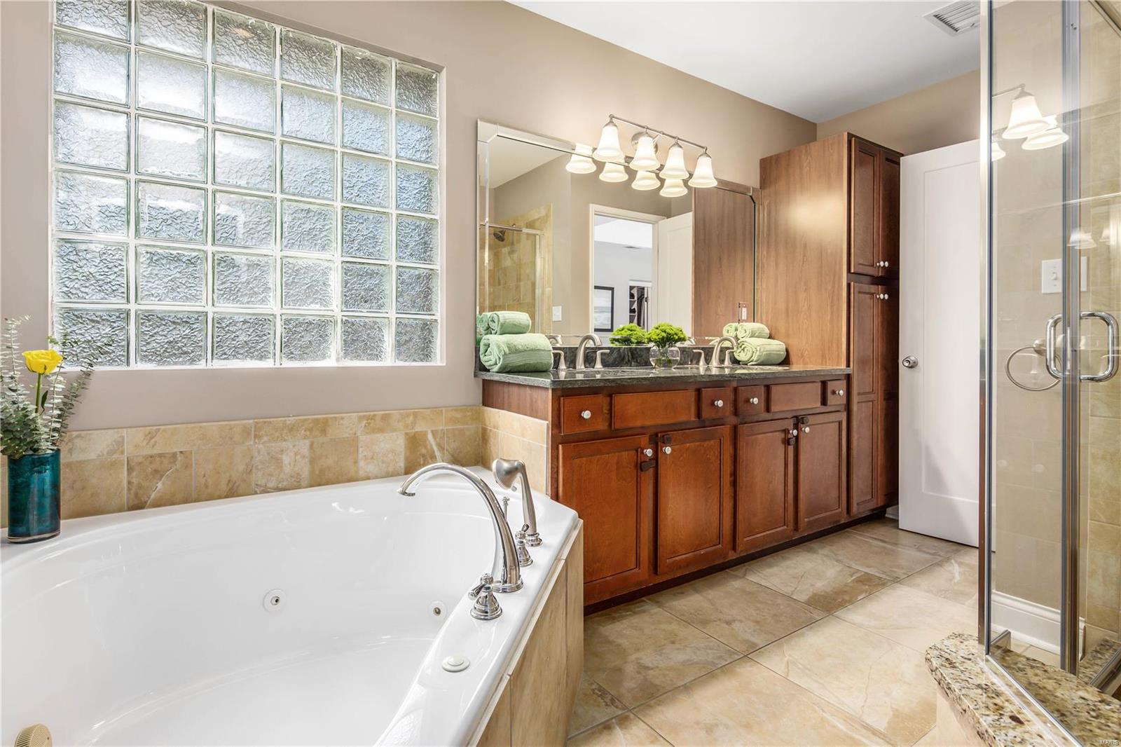 Hi-Pointe Blk B Lts 21 Thru 23 & Blk C - Residential