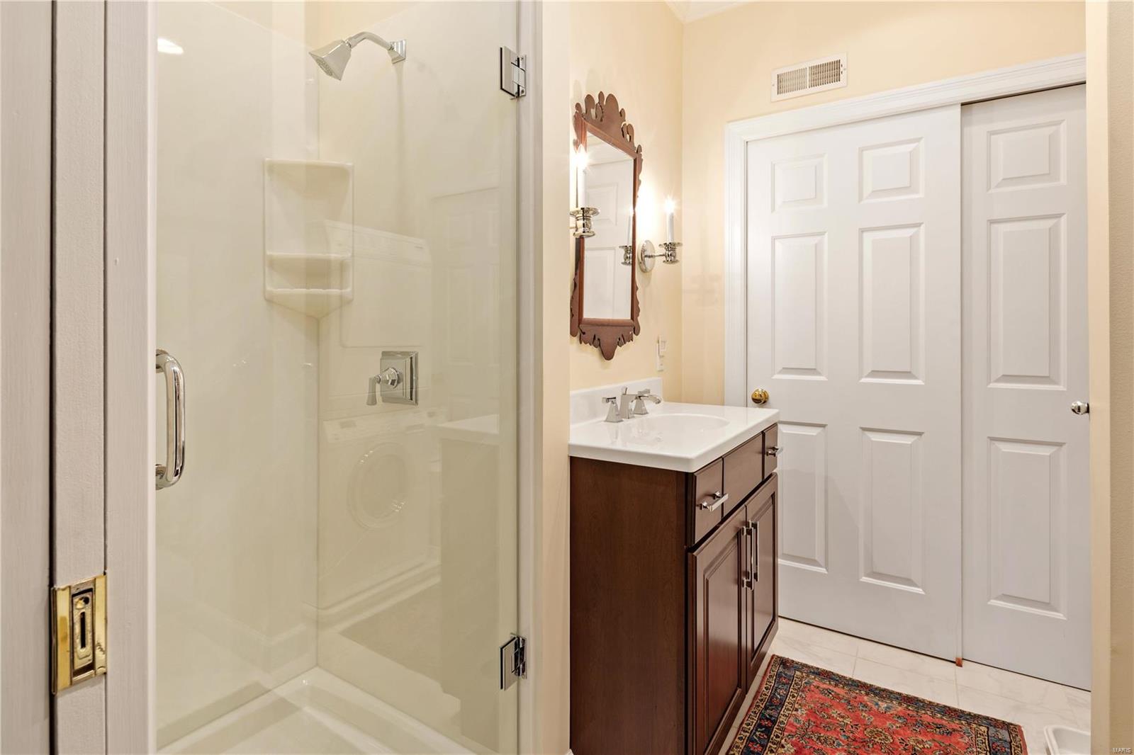 Central Ave Twnhs Condo - Residential