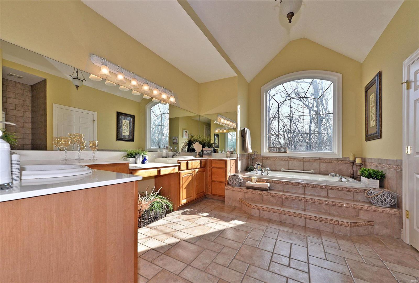 Tiara/Abbey Amd - Residential