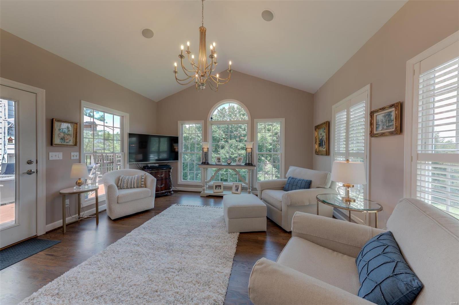 Pine Creek - Residential