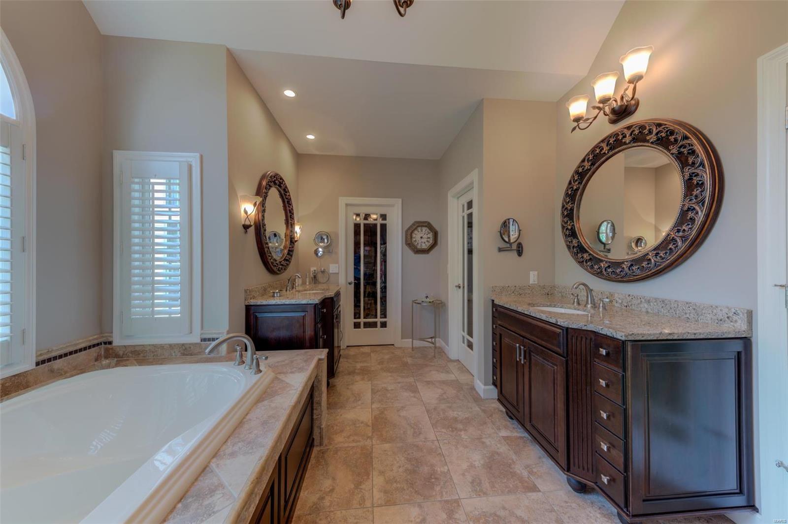 Pine Creek - Residential