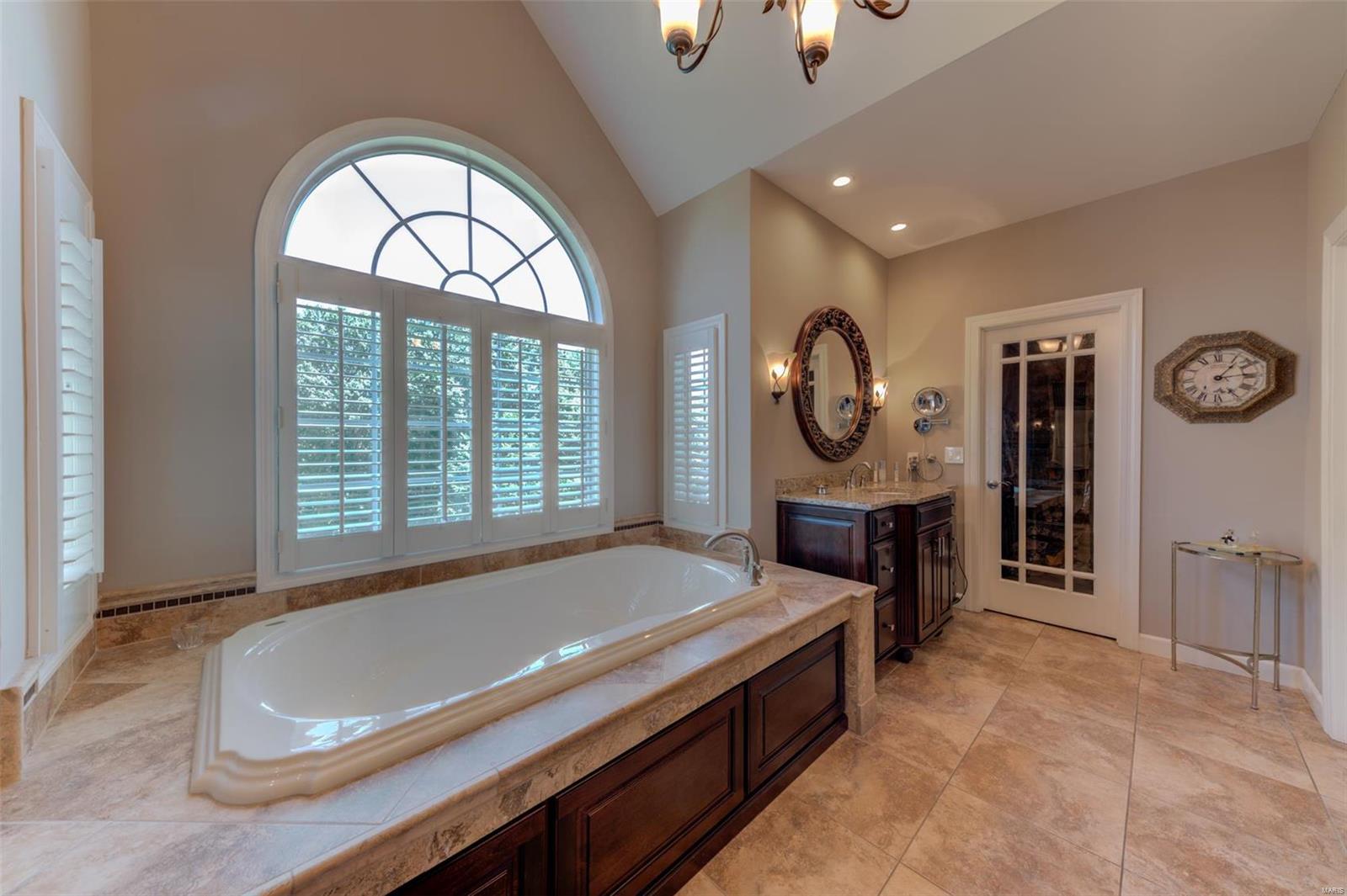 Pine Creek - Residential