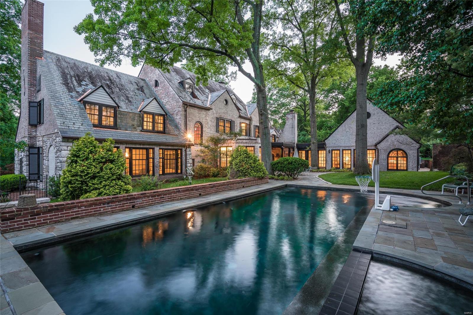 Carrswold - Residential