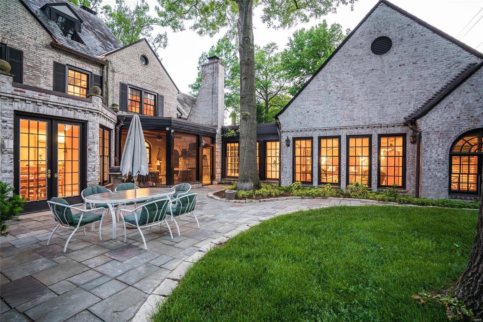 Carrswold - Residential