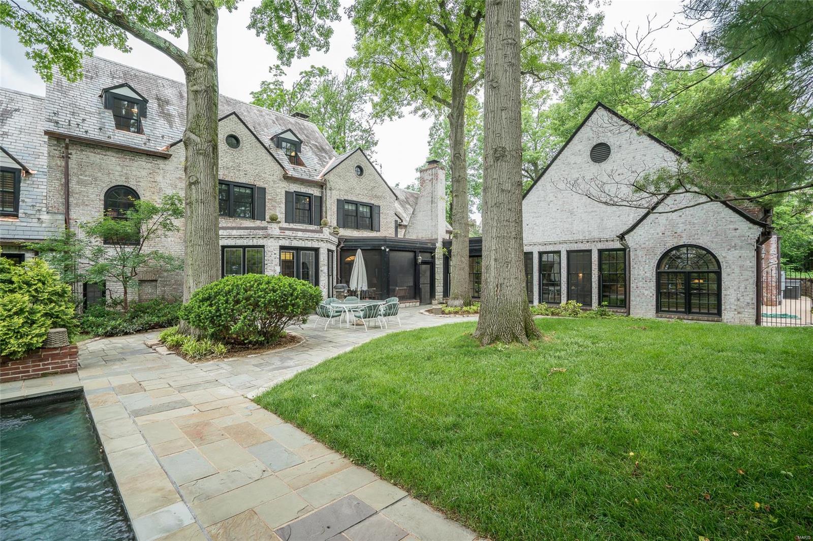 Carrswold - Residential