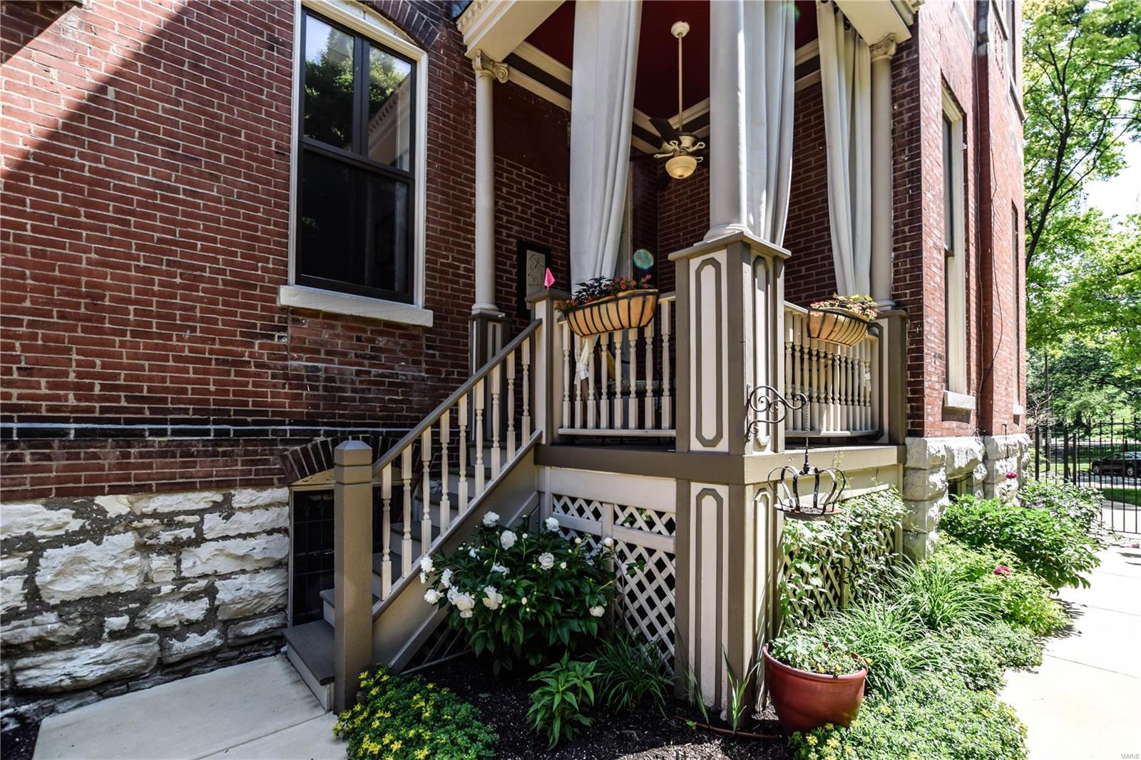 Lafayette Square - Residential