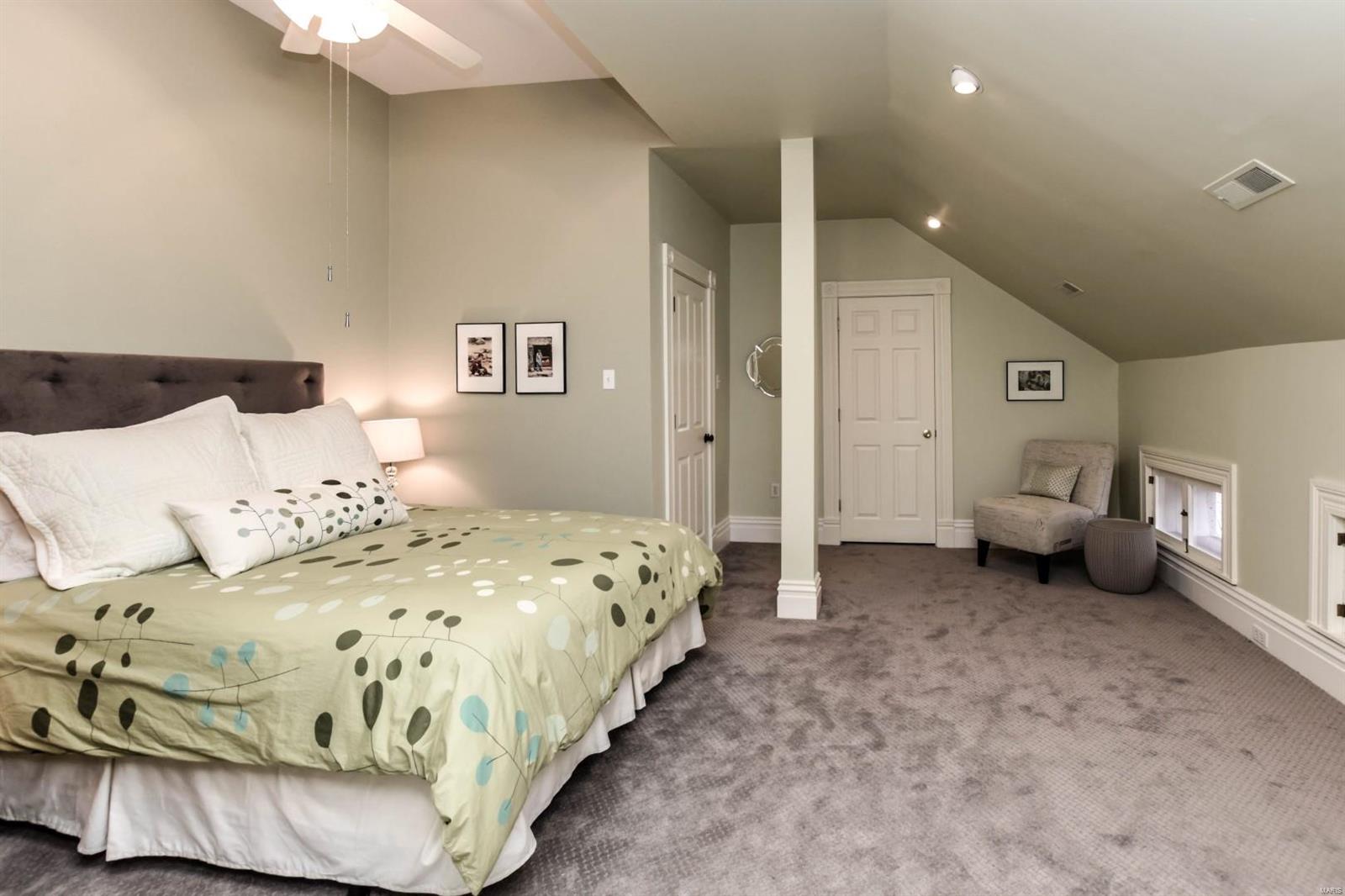 Lafayette Square - Residential